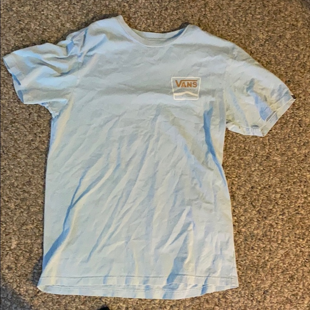 Blue vans shirt sleeve shirt